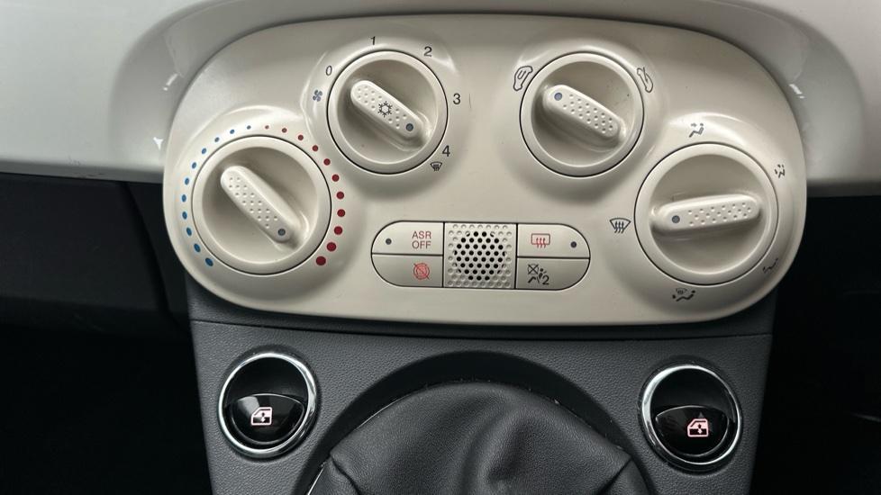 Air Conditioning /Auto Stop/Start/Electric Windows / Wing Mirrors 