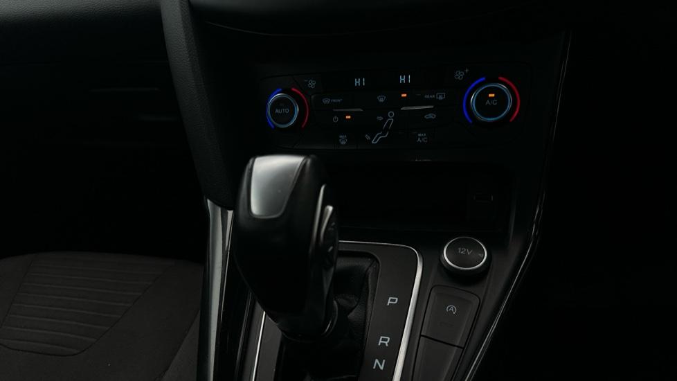 Auto Stop/Start/Air Conditioning /Dual Climate Control 