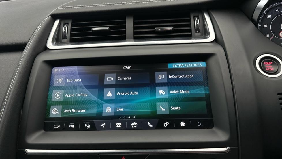 Apple CarPlay / Android Auto 