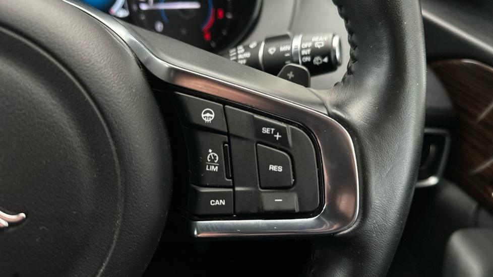 Cruise Control /Paddle Shift /Heated Steering Wheel 