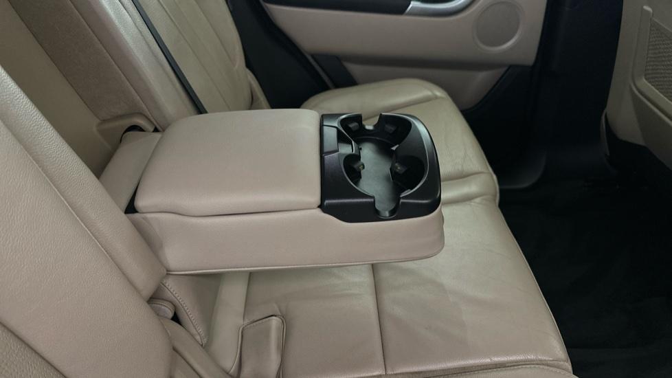 Rear Armrest/ Cup Holder