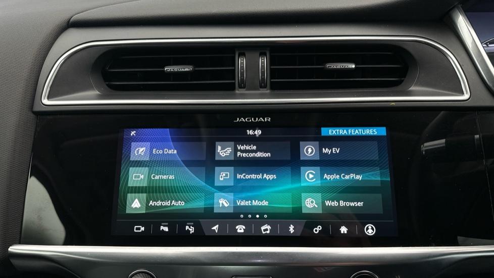 Apple Car Play & Android Auto