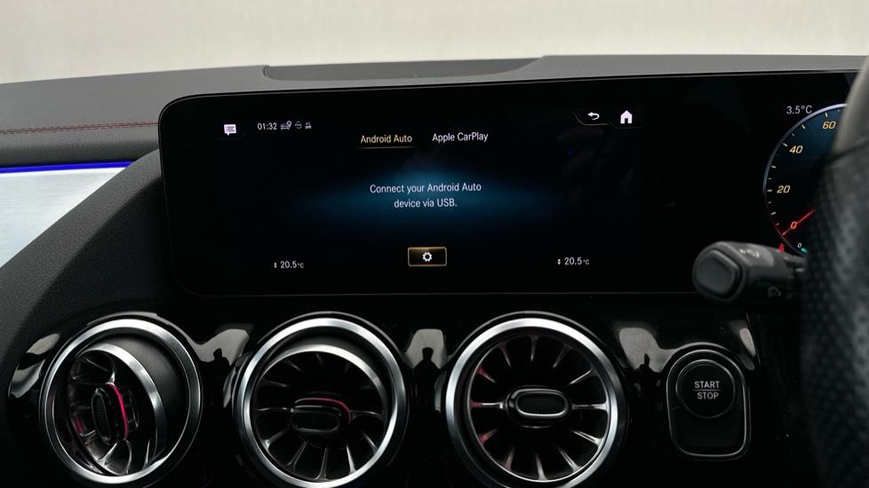 Apple Car Play & Android Auto