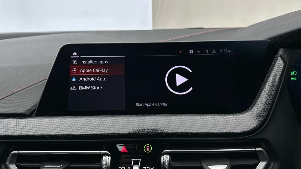 Apple Car Play & Android Auto