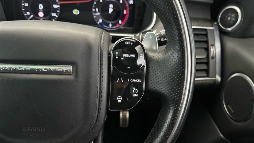 Speed limiter/Heated Steering Wheel /Lane Assist /Paddle Shift 