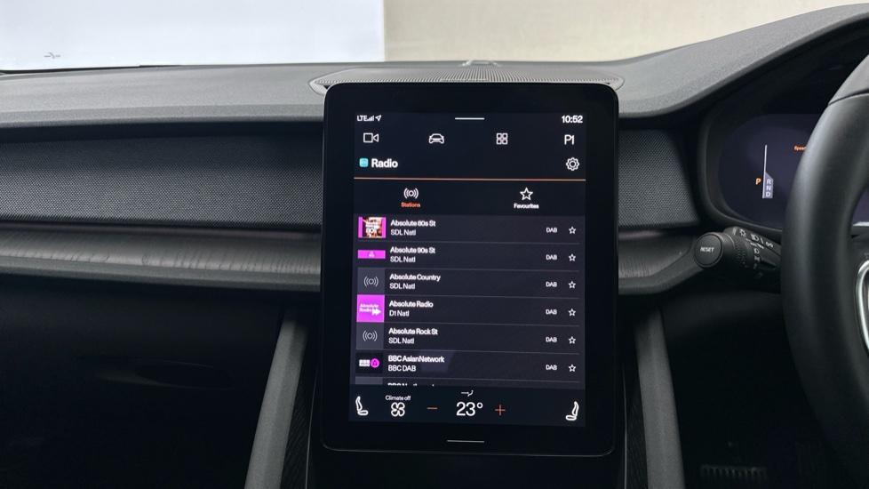 Used 2022 SILVER Polestar 2 300kW 78kWh Long Range DM Pilot/Plus 5dr