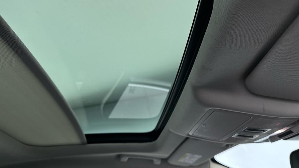 panoramic roof 