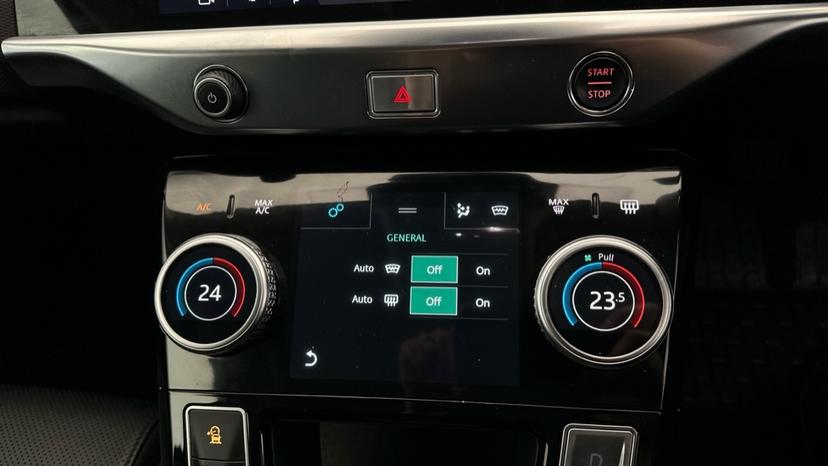 Air Conditioning / Dual Climate Control / 