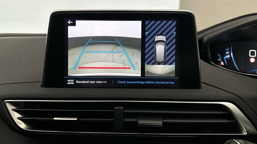 Rear View Camera /Park Pilot 