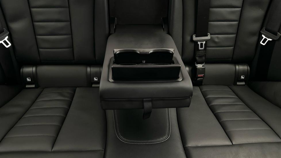 Rear Armrest/ Cup Holder