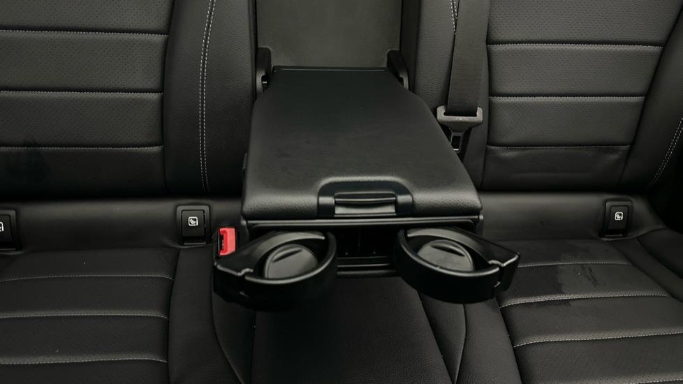 Rear Armrest/ Cup Holder