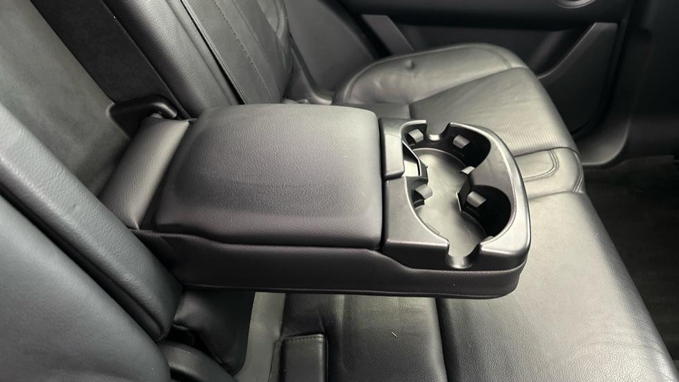 Rear Armrest/ Cup Holder