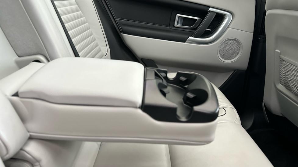 Rear Armrest/ Cup Holder