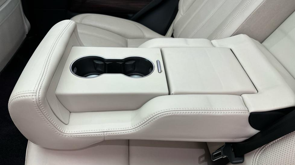 Rear Armrest/ Cup Holder