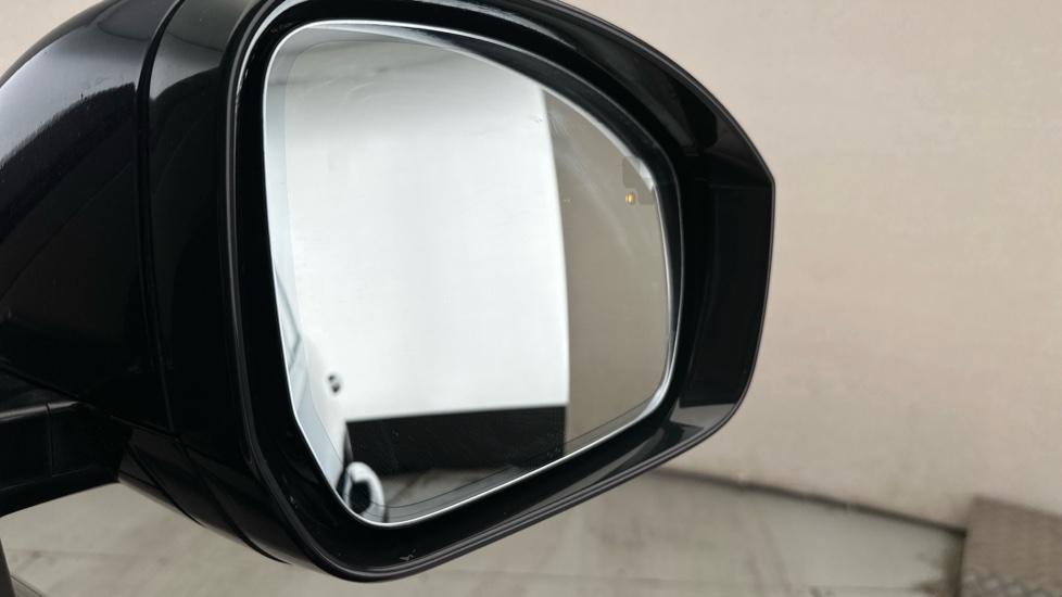 Blind Spot Monitoring System 