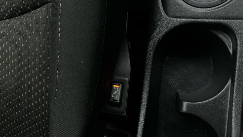 Heated Seats 