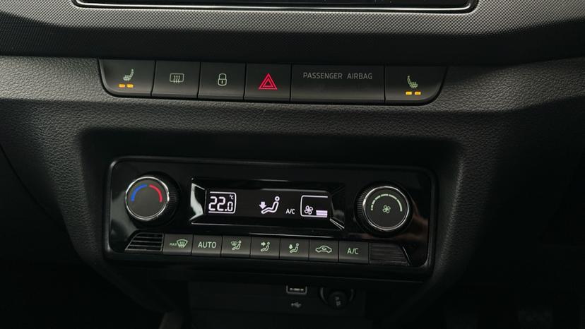 Heated Seats  / Auto Stop/Start 