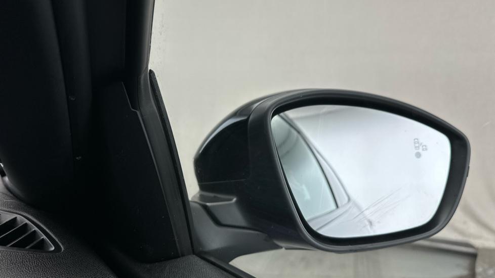 Blind Spot Monitoring System 