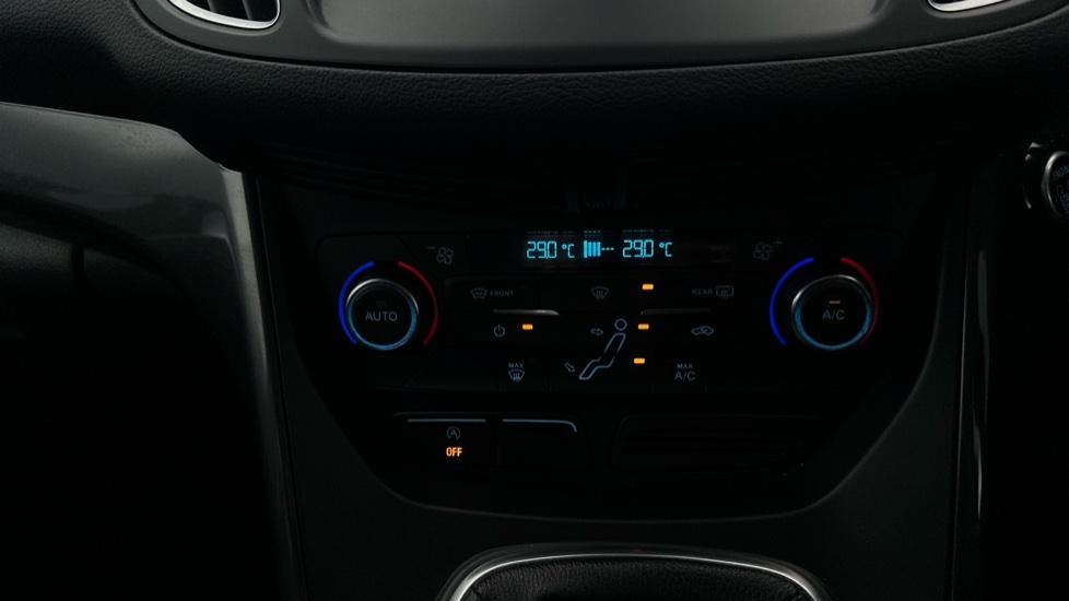 Air Conditioning /Dual Climate Control /Auto Stop/Start 