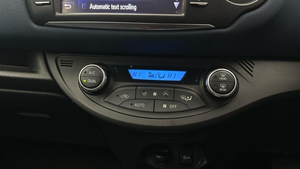 Air Conditioning /Dual Climate Control 