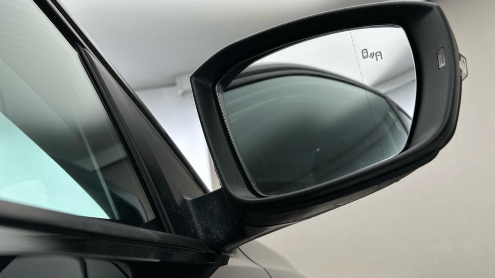 Blind Spot Monitoring System 