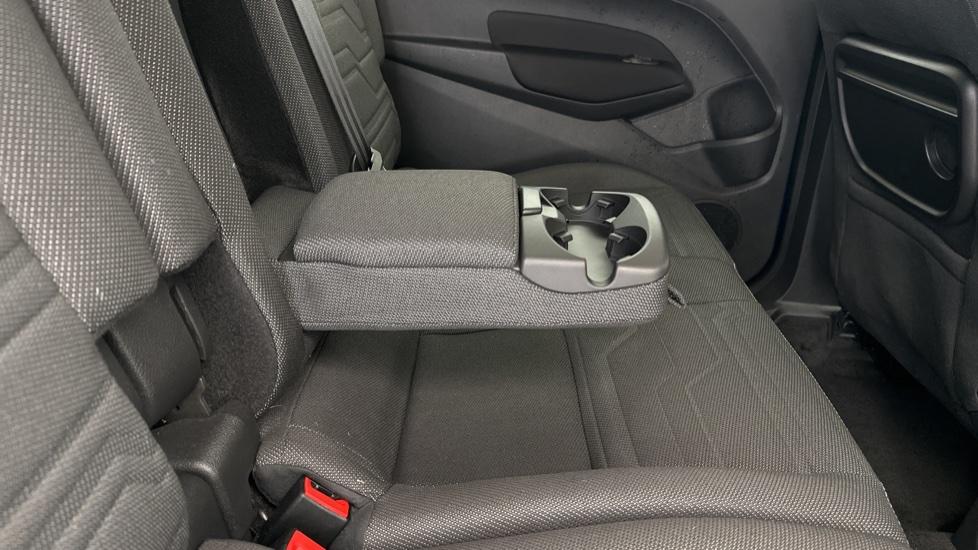 Rear Armrest/ Cup Holder