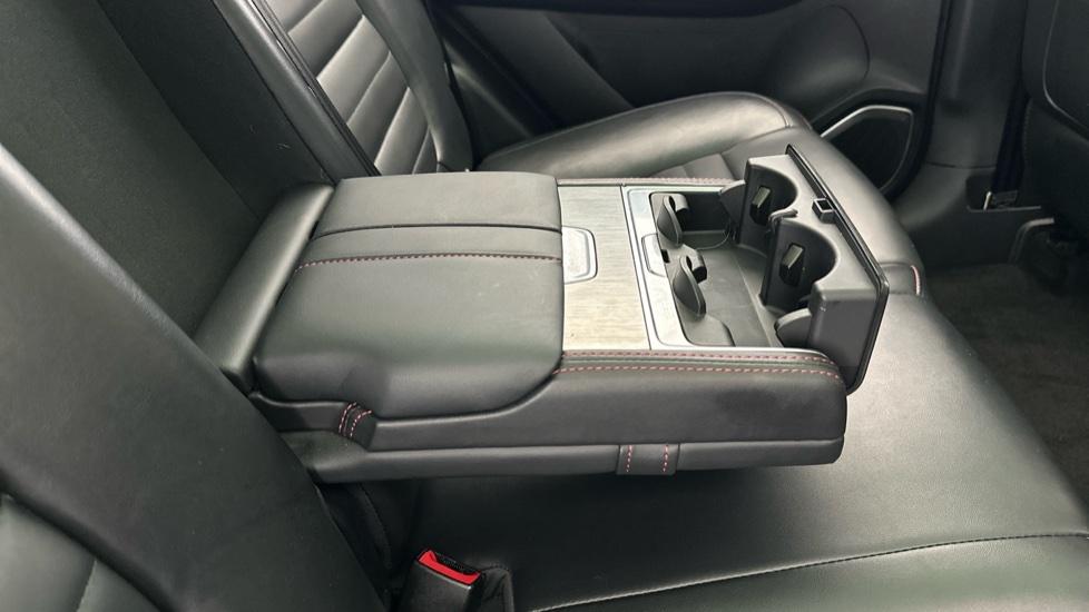 Rear Armrest/ Cup Holder