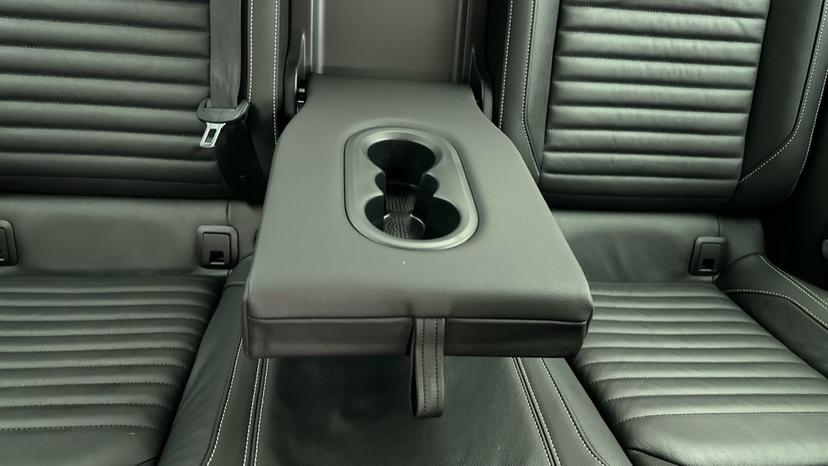 Rear Armrest/ Cup Holder