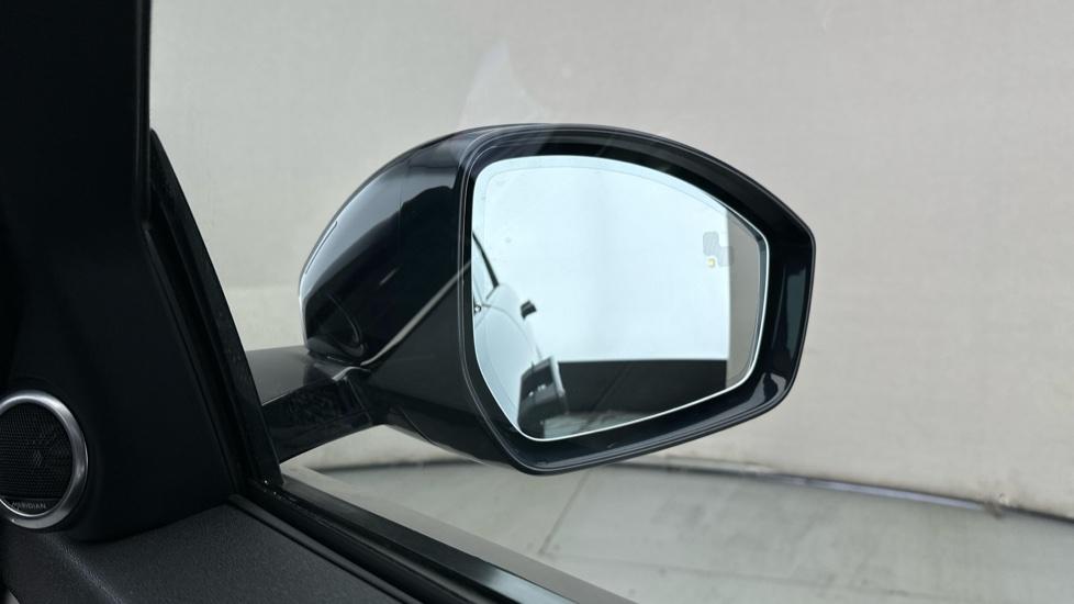 Blind Spot Monitoring System 