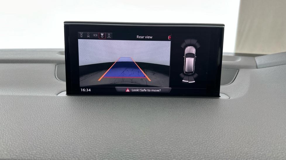 Rear View Camera /Park Pilot 