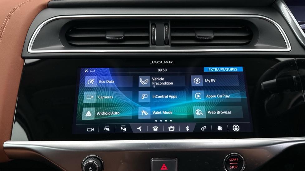 Apple Car Play & Android Auto