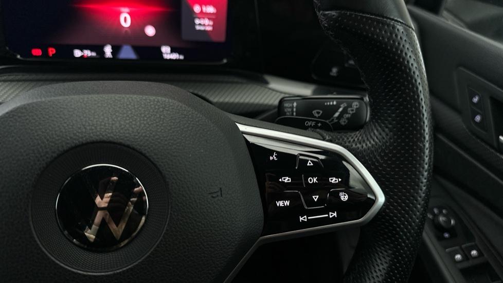 Paddle Shift /Heated Steering Wheel 