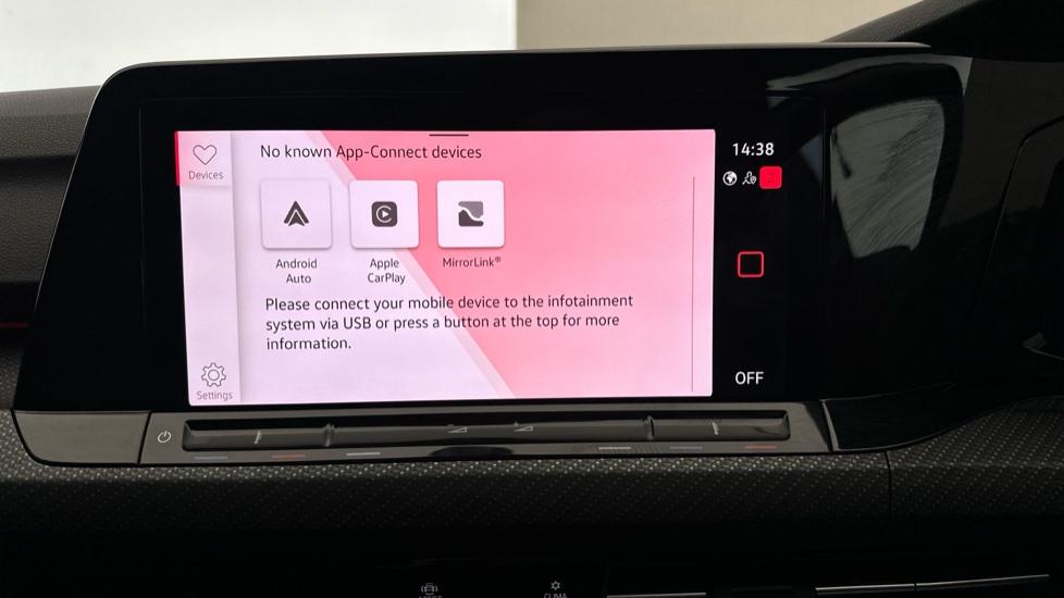 Apple Car Play & Android Auto