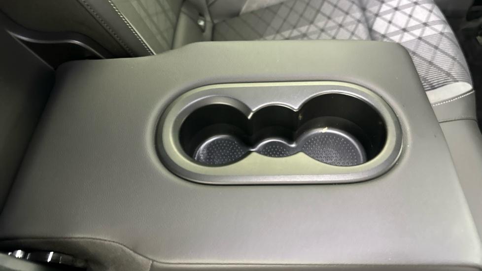 Rear Armrest/ Cup Holder