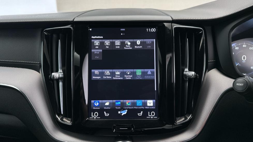 Apple CarPlay / Android Auto / Bluetooth 