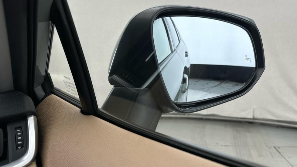 Blind Spot Monitoring System 