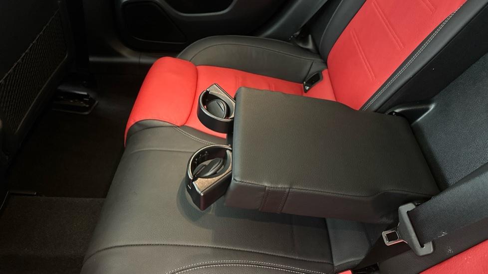 Rear Armrest/ Cup Holder