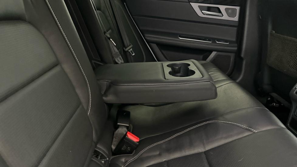 Rear Armrest/ Cup Holder