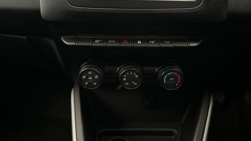 Auto Stop/Start/Air Conditioning 