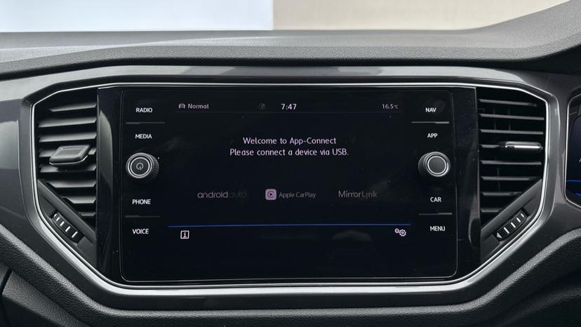 Apple Car Play & Android Auto