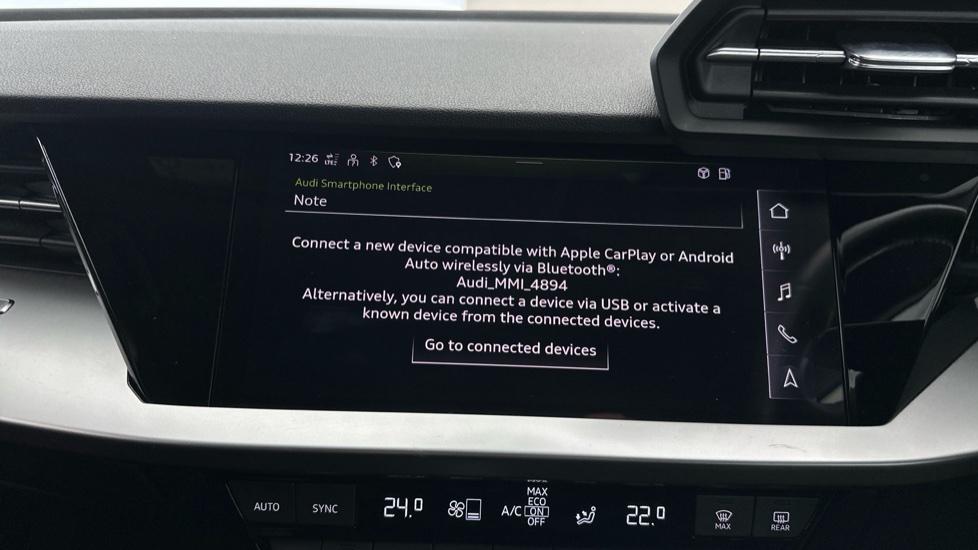 Apple Car Play & Android Auto