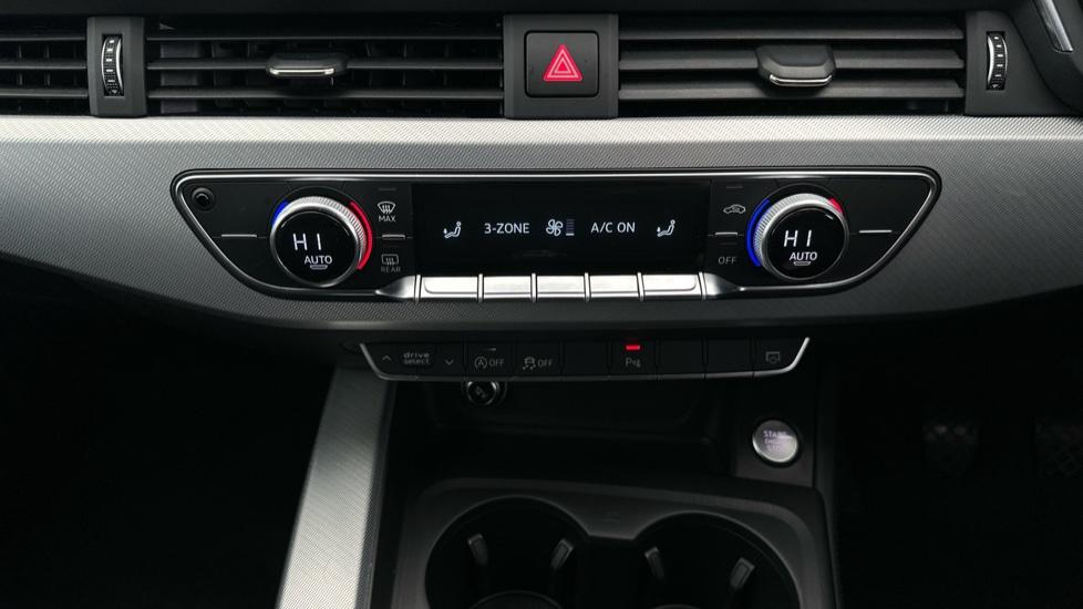 Auto Stop/Start/Air Conditioning /Dual Climate Control 