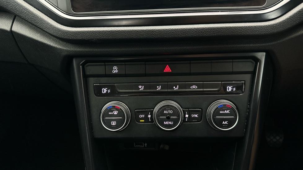 Air Conditioning /Dual Climate Control /Auto Stop/Start 