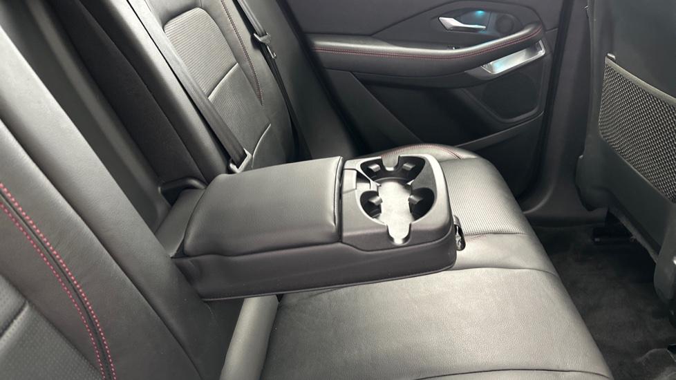 Rear Armrest/ Cup Holder