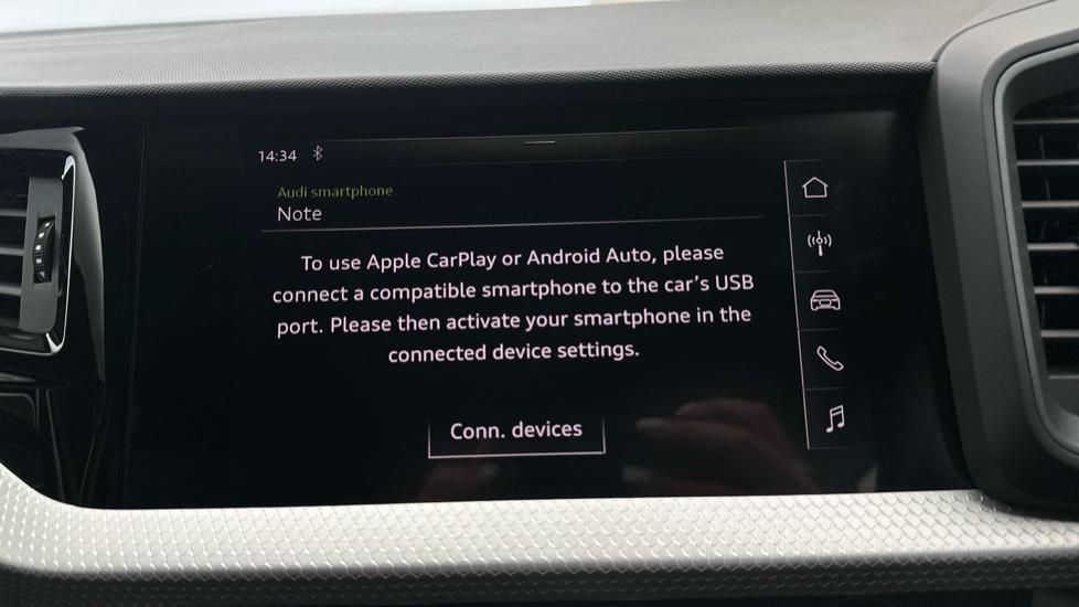 Apple Car Play & Android Auto