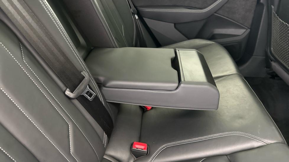 Rear Armrest 