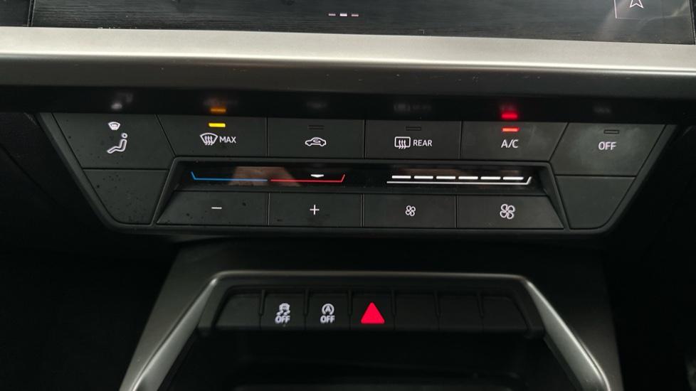 Air Conditioning /Dual Climate Control 