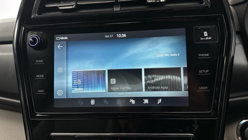 Apple Car Play & Android Auto