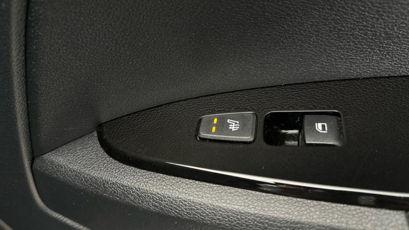 Rear Heated Seats 