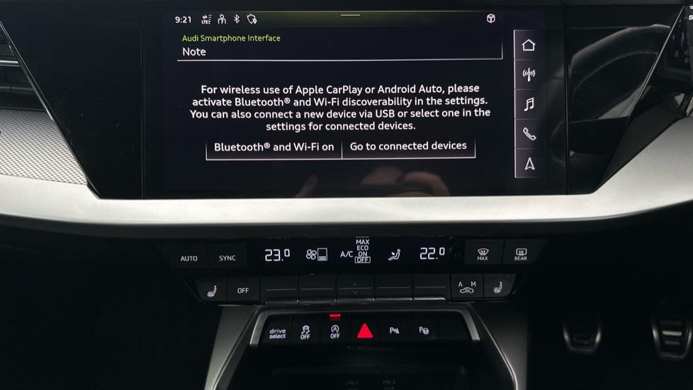 Apple Car Play & Android Auto